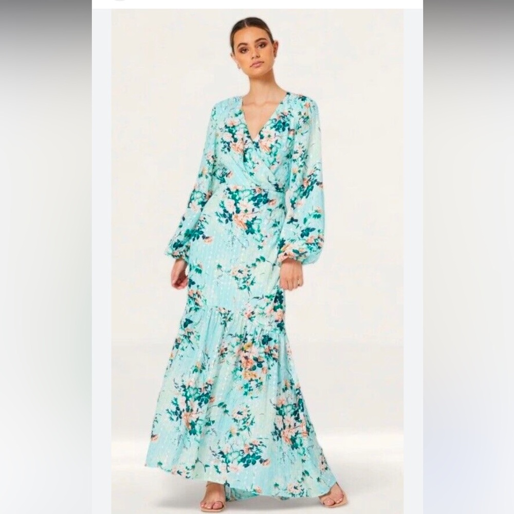 Elliatt Lucent Floral Maxi Dress